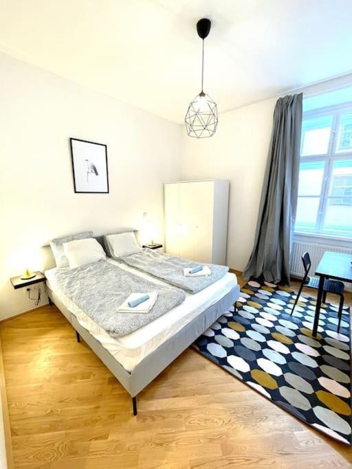 Brand New & Spacious Apartment In The City Centre 维也纳 外观 照片